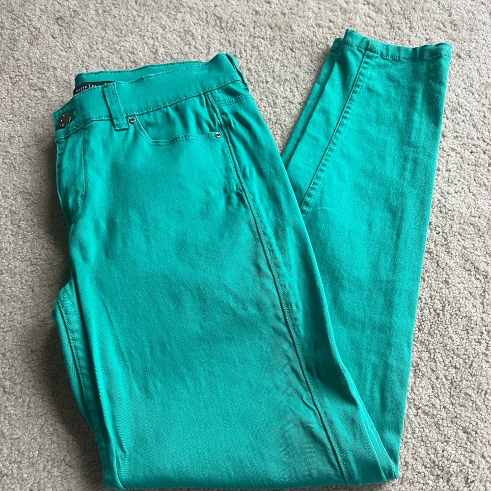 White House Black Market Pants - 6R ***